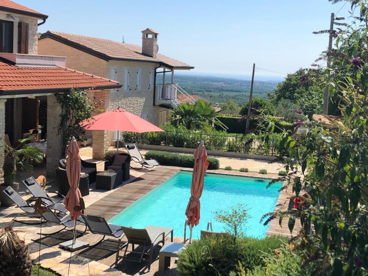 Casa Stefanie Villa Kaštelir Екстериор снимка